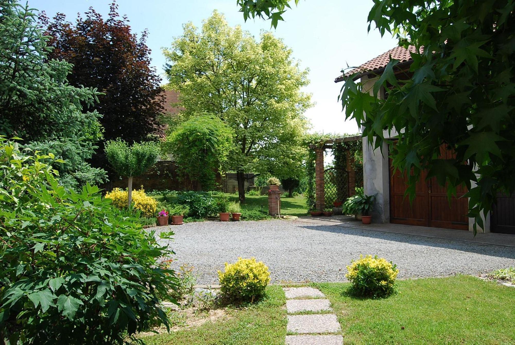 San Rocco Di Villa Di Isola D'Asti Buitenkant foto