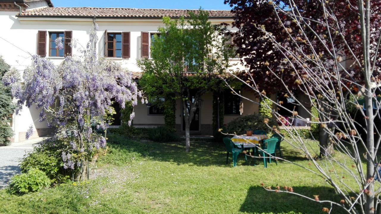 San Rocco Di Villa Di Isola D'Asti Buitenkant foto